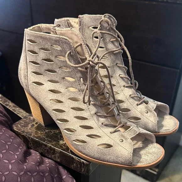 Paul Green Taupe Lace-Up Cutout Peep-Toe Ankle Boots - Picture 1 of 6